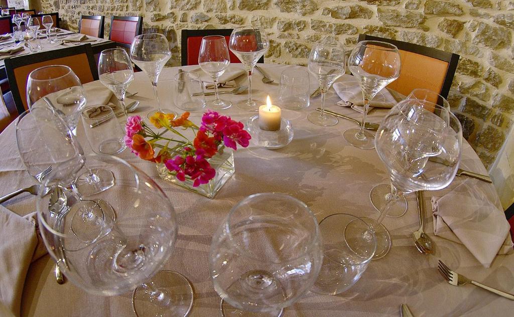 Relais Du Lac Villegusien-le-Lac Экстерьер фото