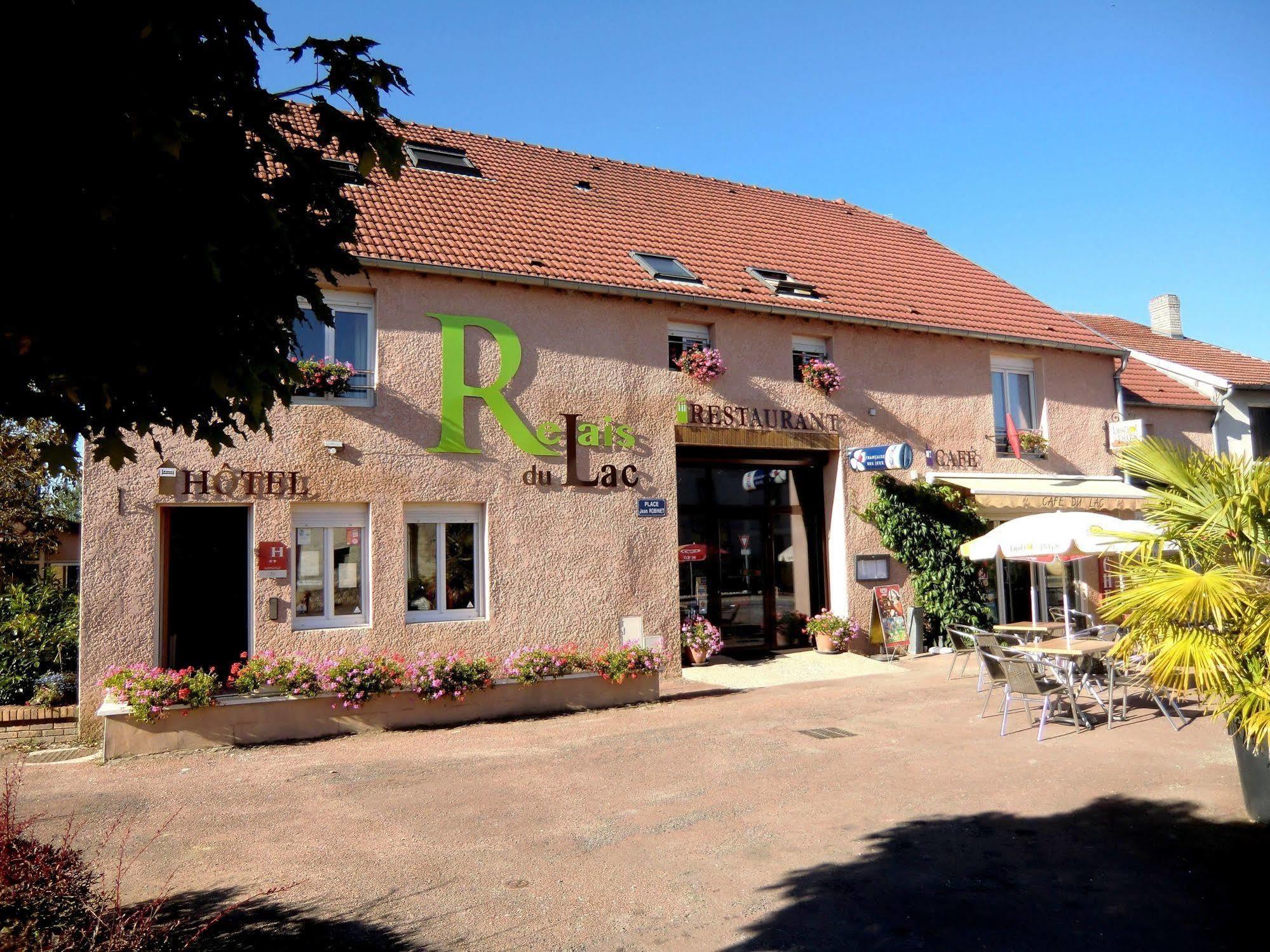 Relais Du Lac Villegusien-le-Lac Экстерьер фото
